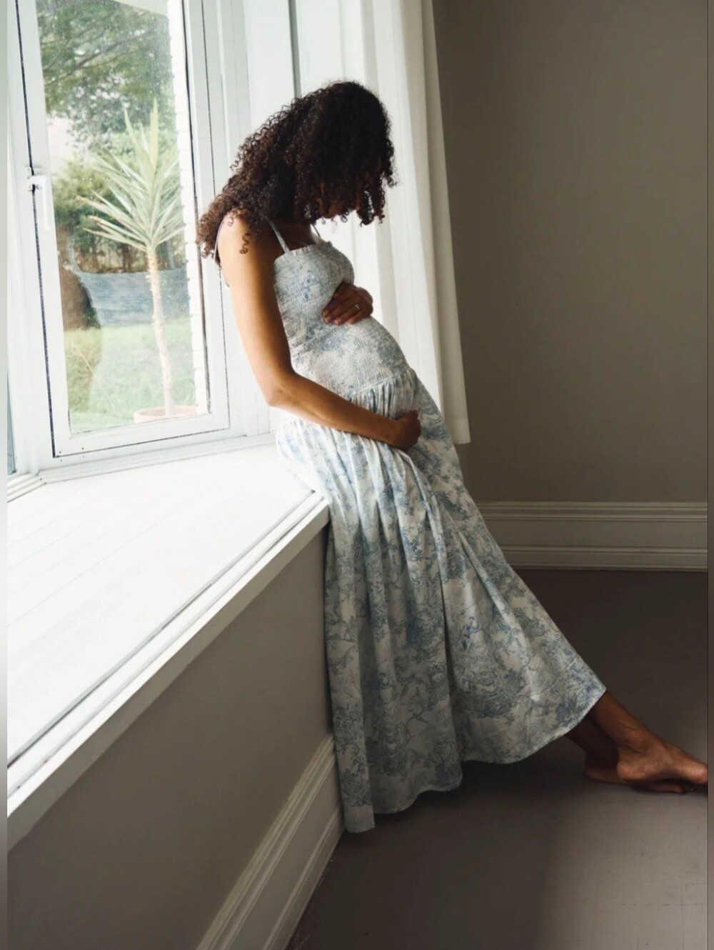 Smocked Floral Maxi Dress - Light Blue